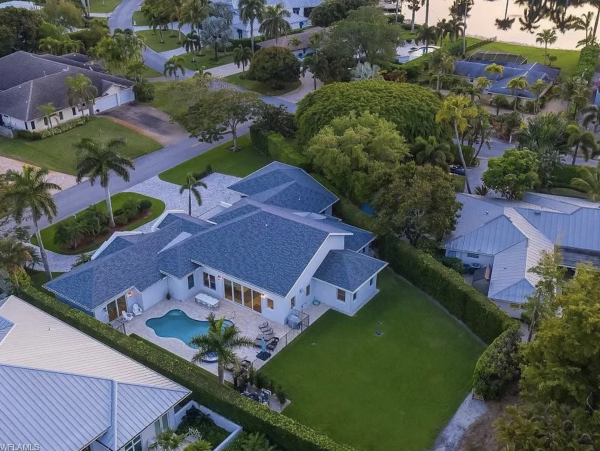 Naples Luxury Vacation Rental - Old Naples Beach House with Private Pool & Spa