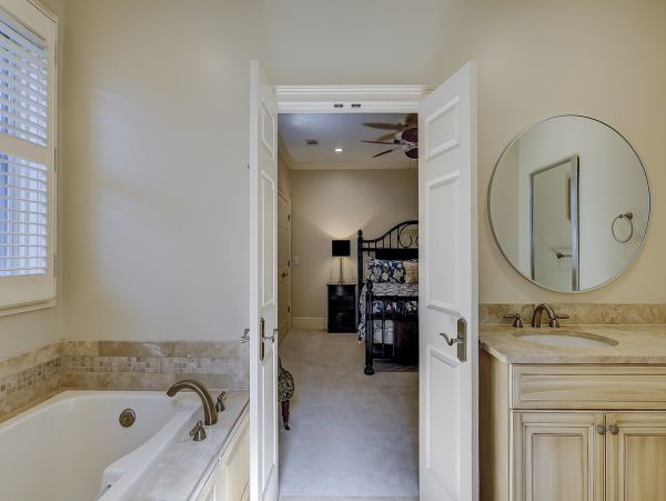 Luxury Hilton Head Vacation Rental - Five Bedroom Beach House with Pool & Spa