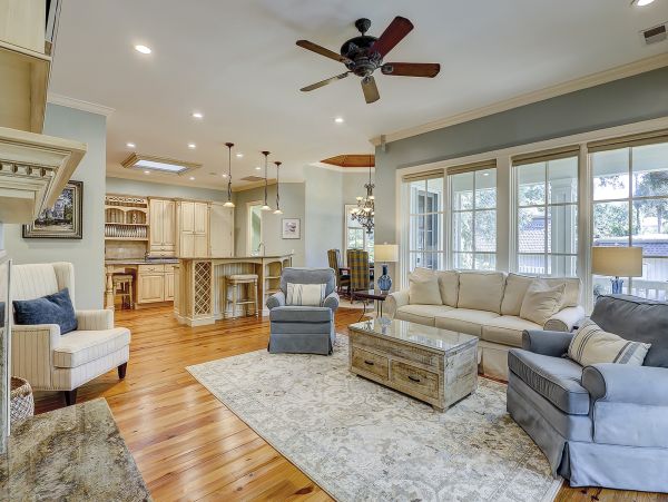 Luxury Hilton Head Vacation Rental - Five Bedroom Beach House with Pool & Spa