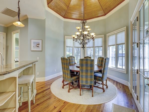 Luxury Hilton Head Vacation Rental - Five Bedroom Beach House with Pool & Spa