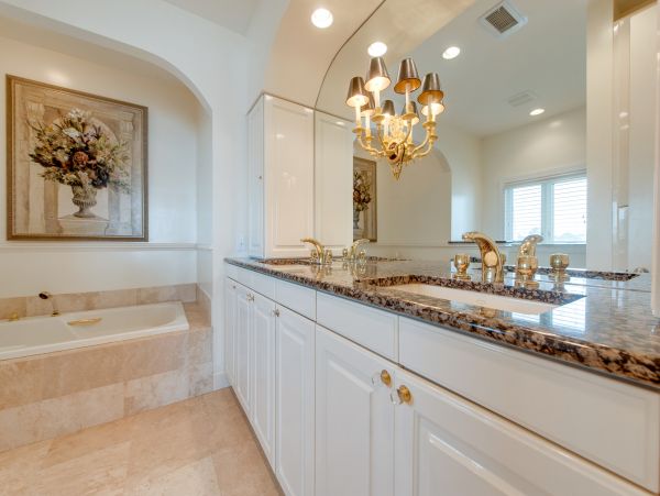 Luxurious and Highly Three Bedroom Vacation Home