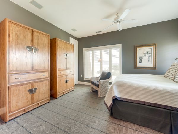 Luxurious and Highly Three Bedroom Vacation Home