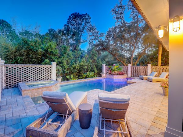 Luxury Vacation Home Walk To Beach In Hilton Head