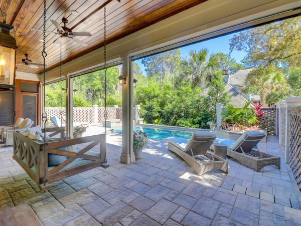 Luxury Vacation Home Walk To Beach In Hilton Head