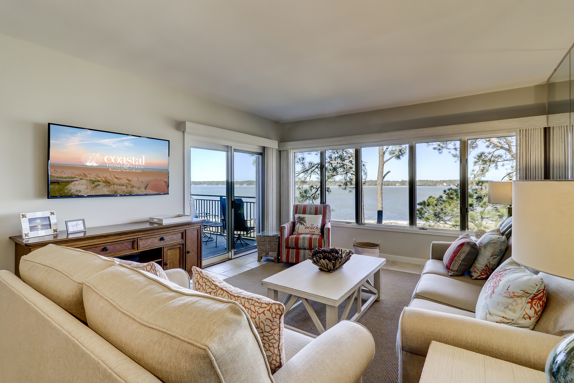 Hilton Head Water View Vacation Condo for 8