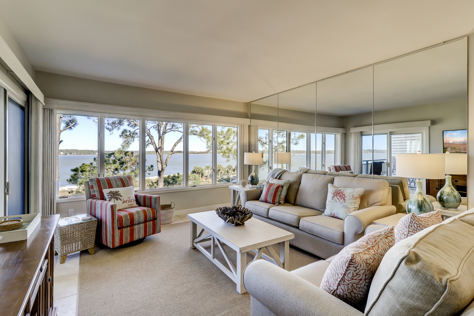 Hilton Head Water View Vacation Condo for 8