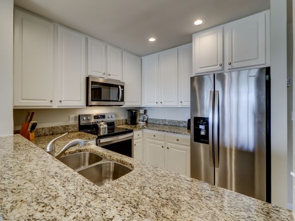 Hilton Head Water View Vacation Condo for 8