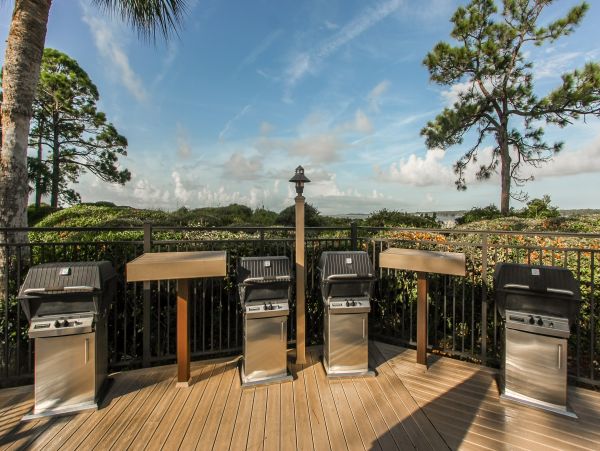 Hilton Head Water View Vacation Condo for 8