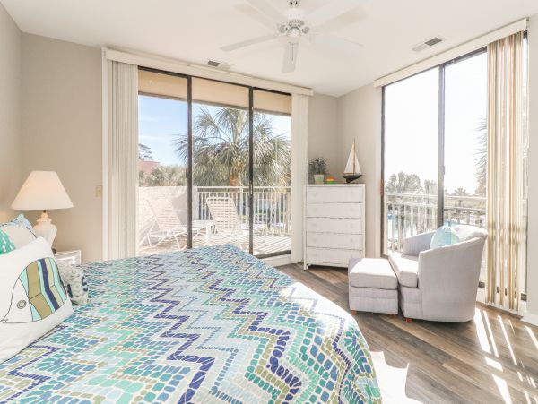 Vacation Condo with Spectacular Views in Hilton Head