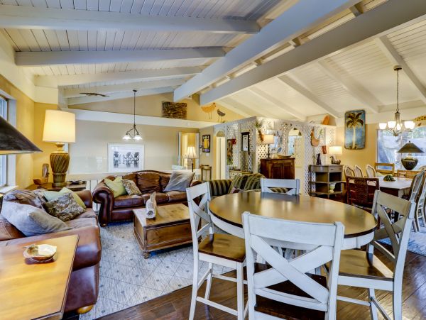 Hilton Head vacation Rental Pool Home with Five Bedrooms