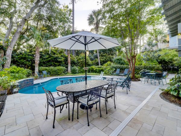 Hilton Head vacation Rental Pool Home with Five Bedrooms