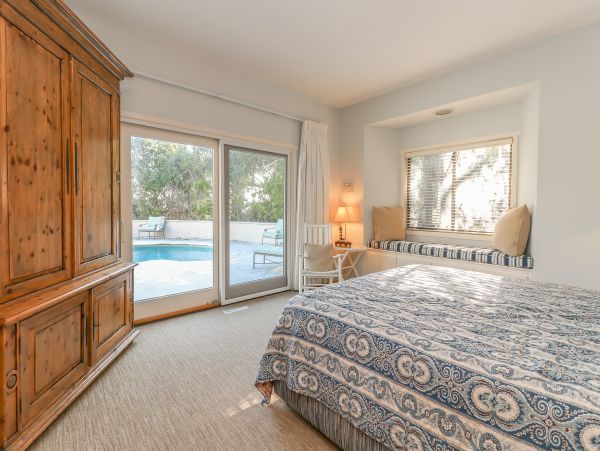 Oceanfront Vacation Home Six Bedroom In Hilton Head