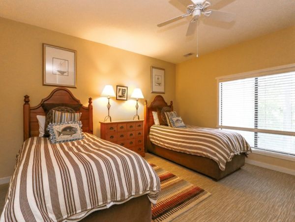 Oceanfront Vacation Home Six Bedroom In Hilton Head