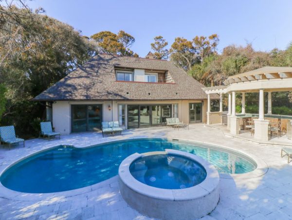 Oceanfront Vacation Home Six Bedroom In Hilton Head