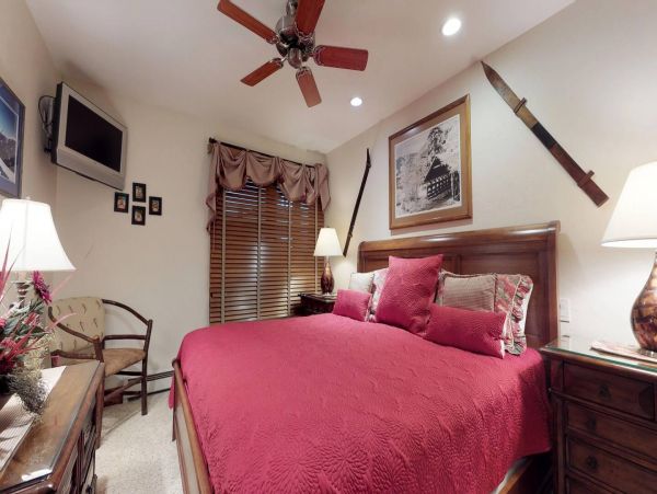Lionshead Luxury Condo rental