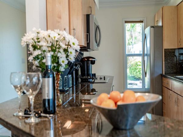 Walk to Beach Beautiful Vacation Home in Siesta Key