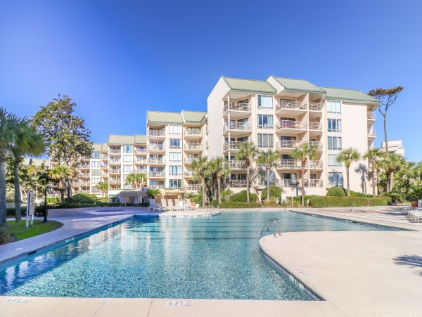 Vacation Rental Condo Located at Beach 8 Guests