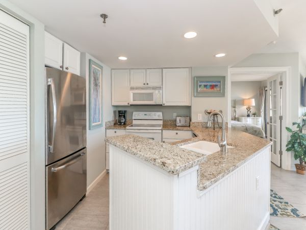 Vacation Rental Condo Located at Beach 8 Guests