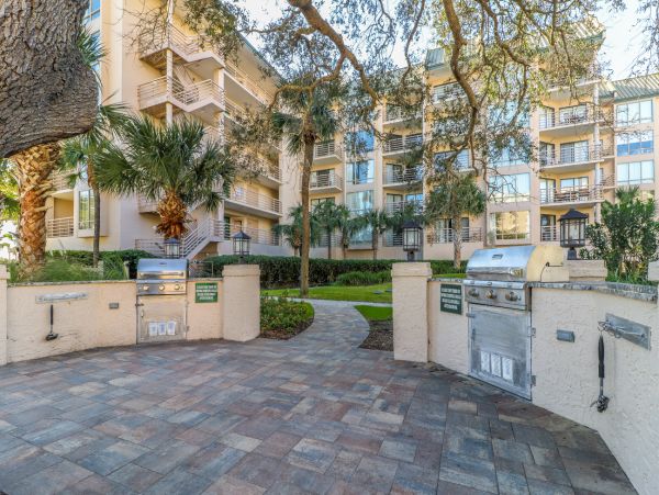 Vacation Rental Condo Located at Beach 8 Guests