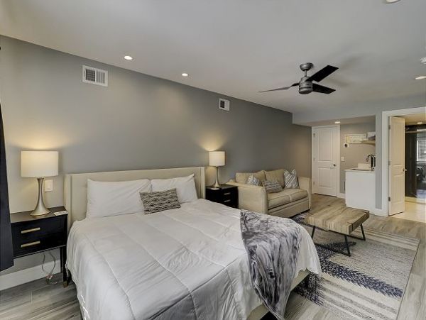 Luxurious Vacation Home in Hilton Head With Pool 18 Guests