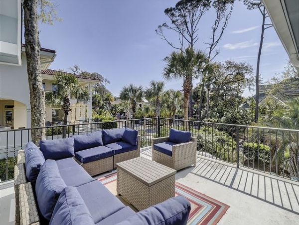 Luxurious Vacation Home in Hilton Head With Pool 18 Guests