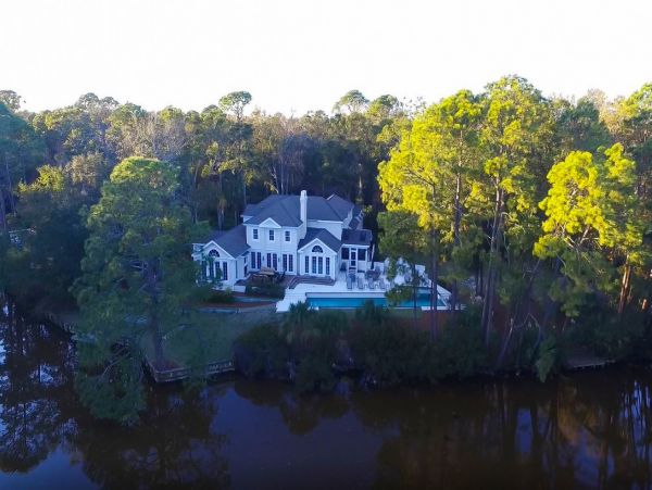 What A Great Five Bedroom Home Away From Home