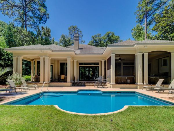 Luxury Vacation Home with Lagoon Views and Private Pool