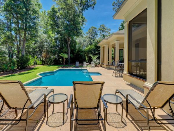 Luxury Vacation Home with Lagoon Views and Private Pool