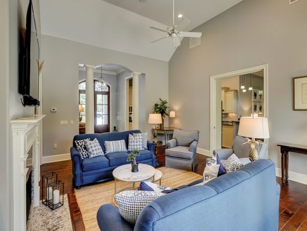 Luxury Vacation Home with Lagoon Views and Private Pool