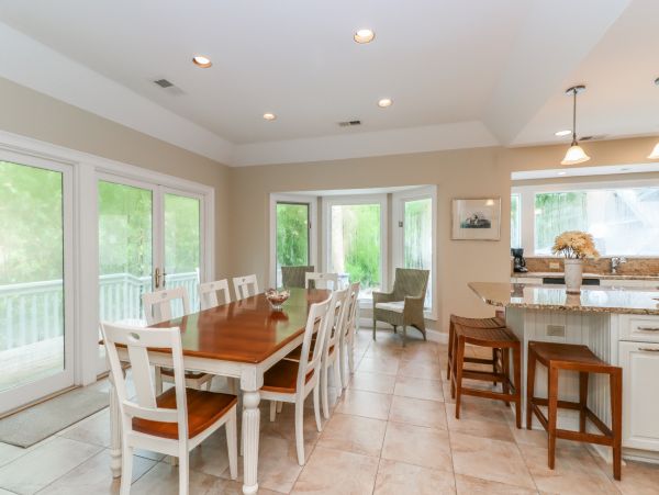 Hilton Head Pet Friendly Vacation Rental Four Bedroom Luxury Beach Home with Pool