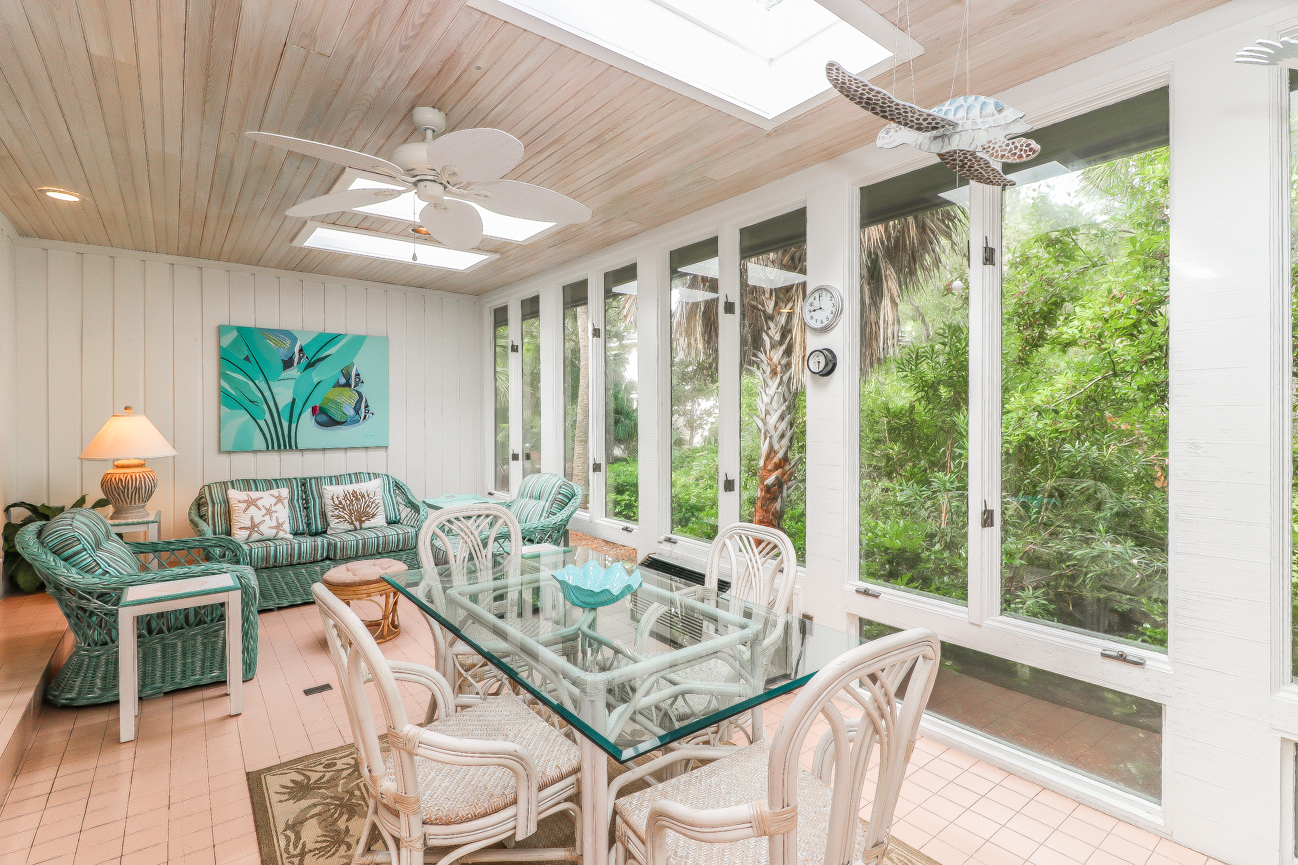 Hilton Head Pet Friendly Vacation Rental Four Bedroom Luxury Beach Home with Pool