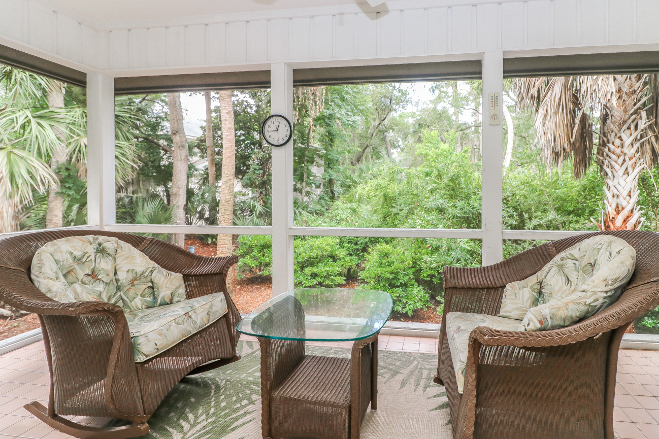 Hilton Head Pet Friendly Vacation Rental Four Bedroom Luxury Beach Home with Pool