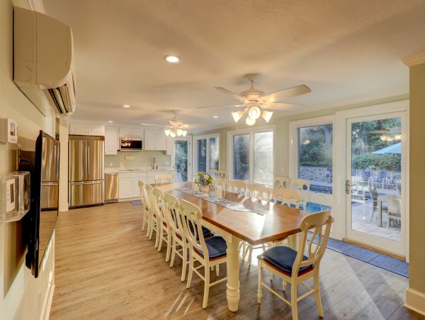 Hilton Head Vacation Home Walk To Beach Sleeps 24 Guests