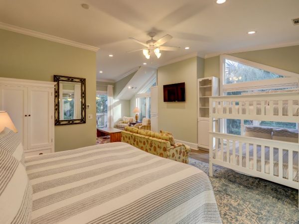 Hilton Head Vacation Home Walk To Beach Sleeps 24 Guests