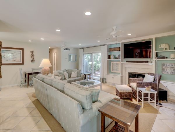 Sea Pines Beach Vacation Home With Pool & Hot Tub 12 Guests
