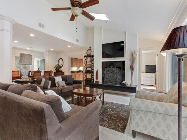 Charming Vacation Rental on Hilton Head. Call Today.