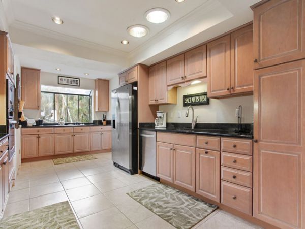 Charming Vacation Rental on Hilton Head. Call Today.