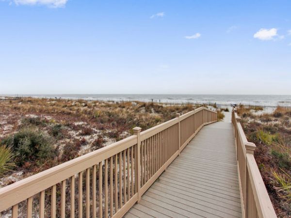Charming Vacation Rental on Hilton Head. Call Today.