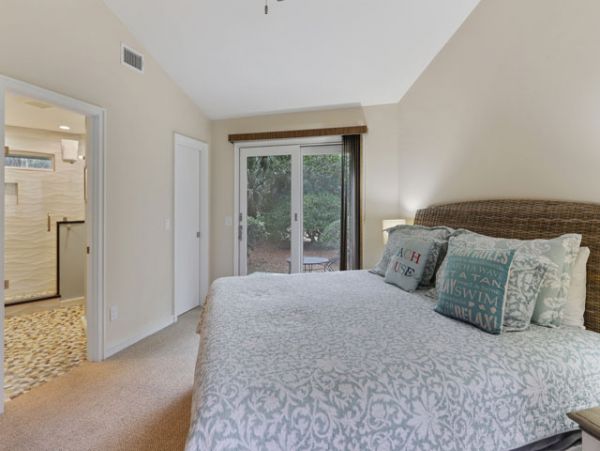 Charming Four Bedroom Hilton Head Vacation Rental Walk to Beach