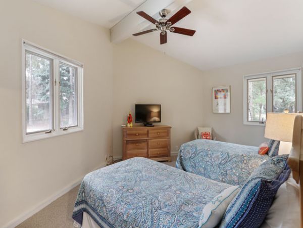 Charming Four Bedroom Hilton Head Vacation Rental Walk to Beach