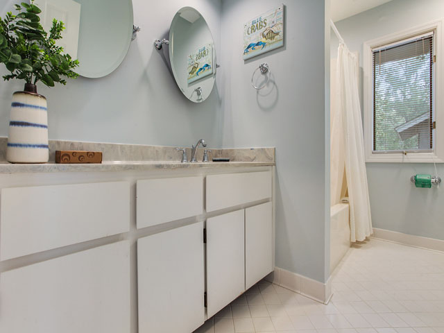 Hilton Head Luxury Vacation Rental Home Four Bedrooms