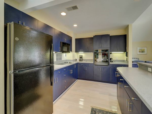 Hilton Head 3 Bedroom Home Sleeps 10 Walk to Beach