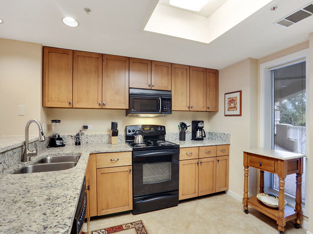 Upscale Rental on Hilton Head. Call Local Agent.