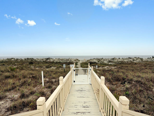 Upscale Rental on Hilton Head. Call Local Agent.