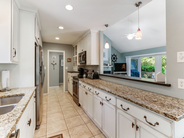 Charming Vacation Rental on Hilton Head. Call Today.
