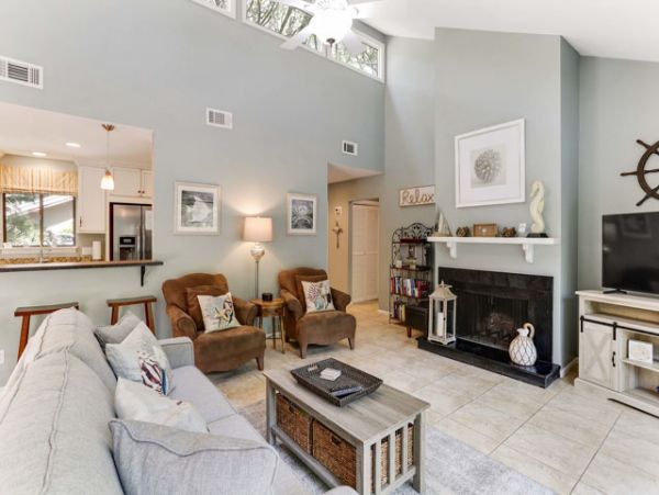 Charming Vacation Rental on Hilton Head. Call Today.