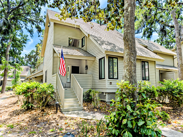 Charming Vacation Rental on Hilton Head. Call Today.