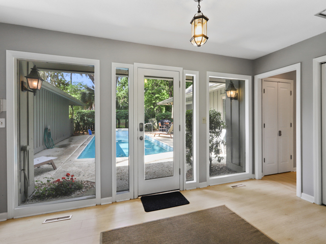 Hilton Head Luxury Vacation Accommodation Walk to Beach