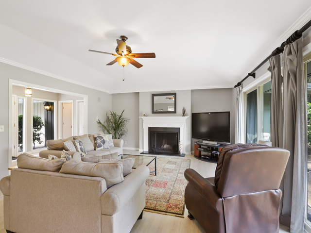 Hilton Head Luxury Vacation Accommodation Walk to Beach
