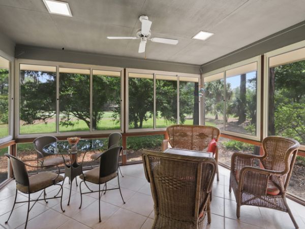 Hilton Head Luxury Vacation Accommodation Walk to Beach